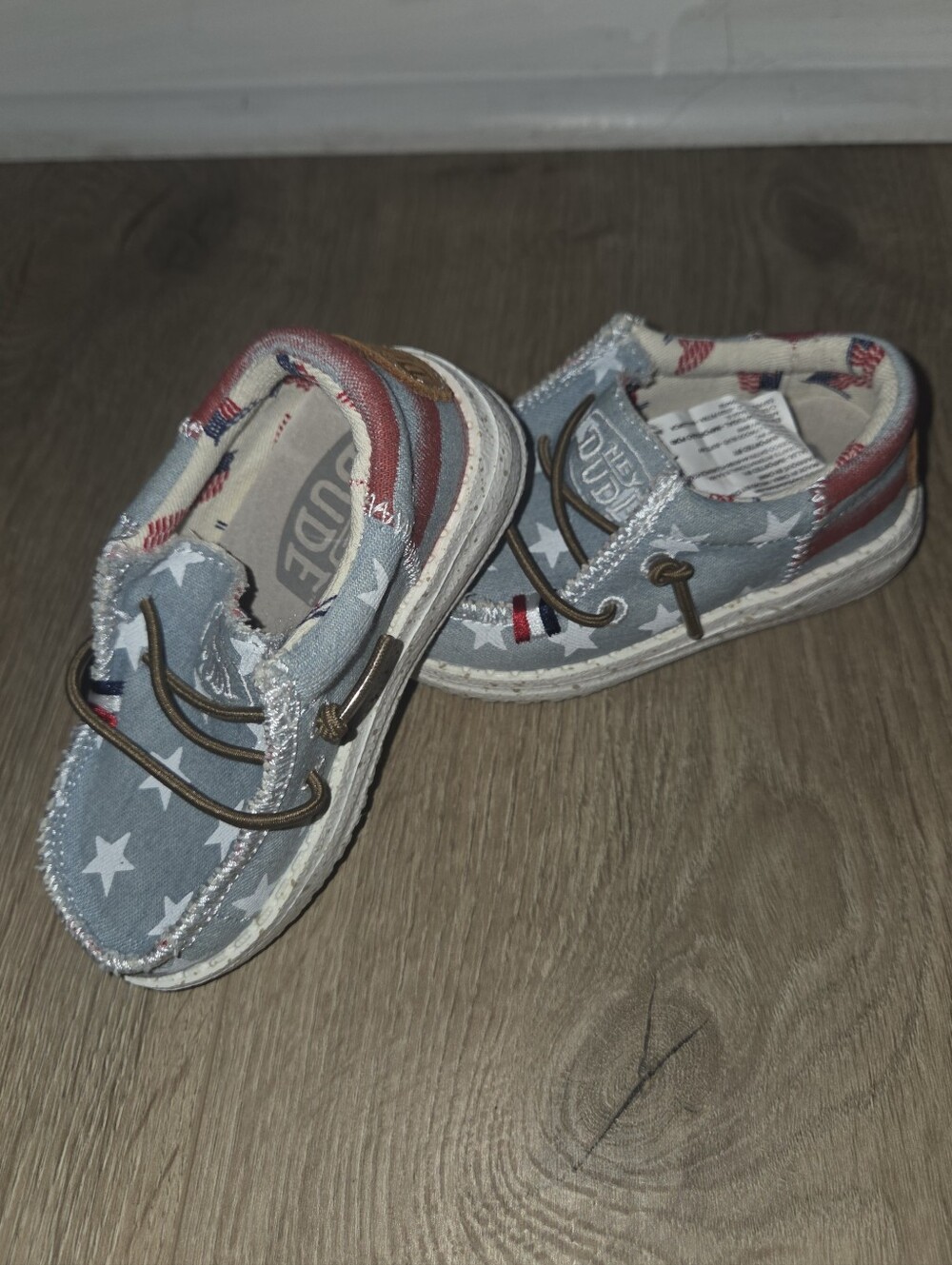 HEY DUDE America Shoes